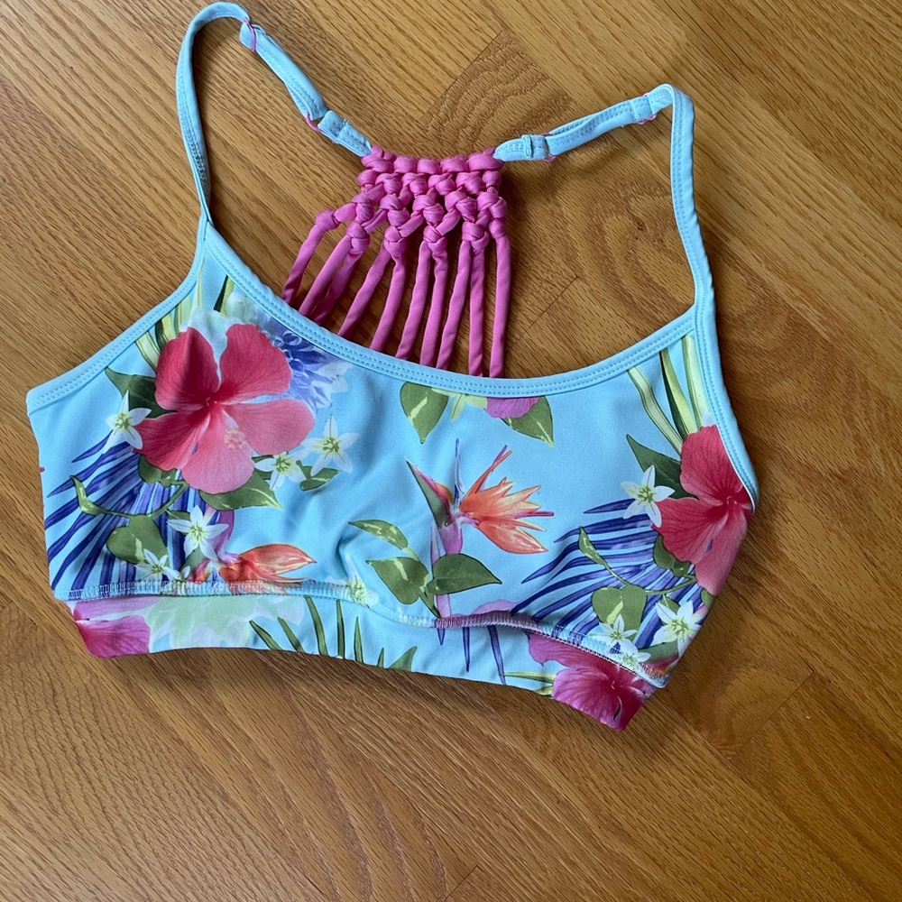 So Floral Hawiian Strappy Sports bra